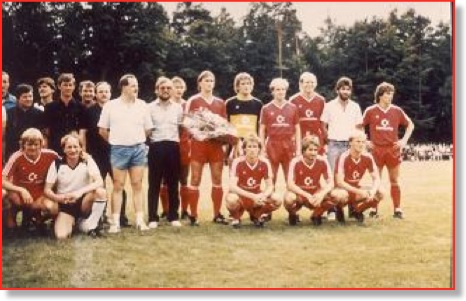 FCBhatz1985d